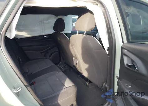 2024 Chevrolet Trax Fwd 1Rs z USA, uszkodzony, nr VIN KL77LGE27RC157462